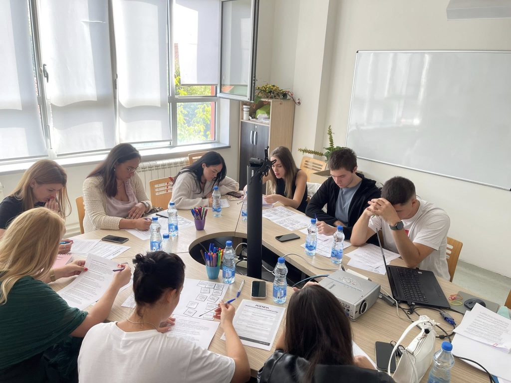 Стартап центар Лесковац званично покренуо своју прву Стартап школу